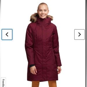 The North Face Girls Arctic Swirl Down Parka Deep Garnet (NWT)
